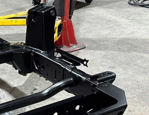 Shown here mounted on Terremoto's frame.
