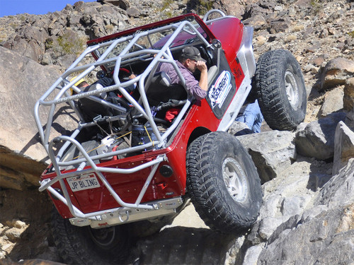 Tony used all the optional tubes on the roll cage in his Jeep YJ Tony used all the optional tubes on the roll cage in his Jeep YJ