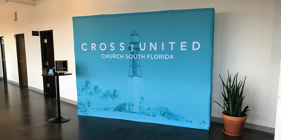 Pop-Up Velcro Backdrop