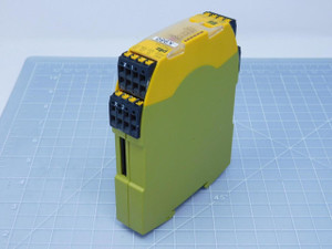 Pilz PNOZ s4 C 751104   Safety Relay DC For Sale