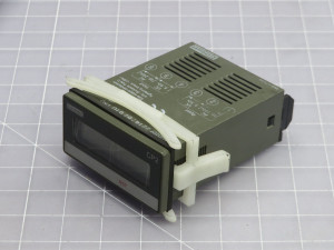 CROUZET  87610 150  DIGITAL HOUR METER  For Sale