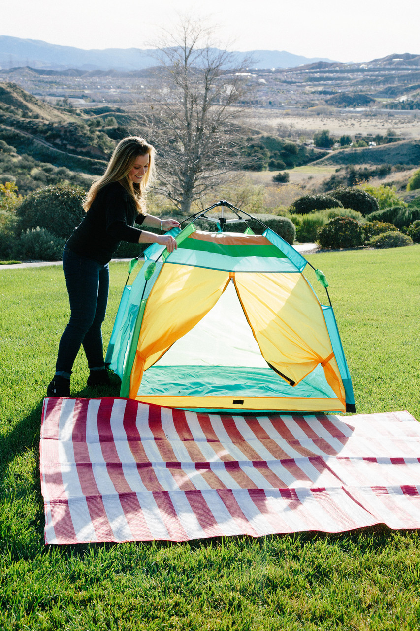 One-Touch Play Tent