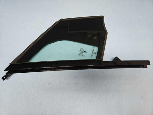 Mercedes-Benz 23-24 Mercedes-benz Eqs Suv Front Right Door Forward Glass A2947201801 Oem 