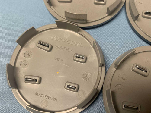 Honda 2017–2019 Honda CR-V EX EX-L Center Hub Caps 4pc Set Gray OEM 