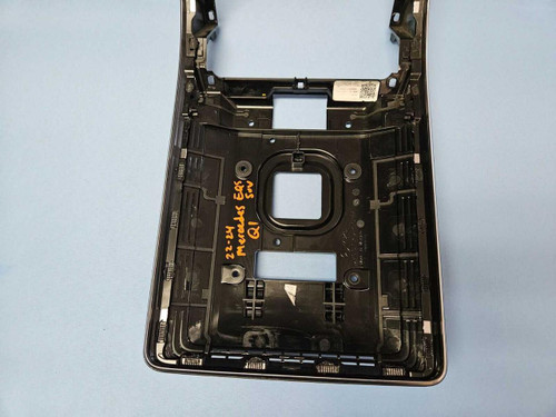Mercedes-Benz 22-24 Mercedes-benz Eqs Suv Interior Center Console Trim Panel A2966801304 Oem 