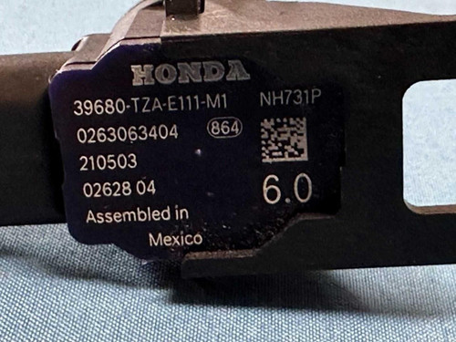 Honda 2021 Honda Accord Rear Center Bumper Sensor Nh731p Black 39680tzae11zf Oem 