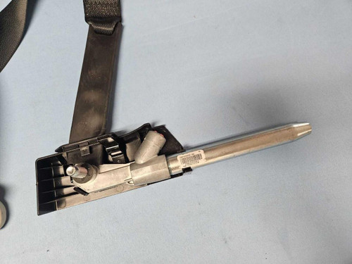 Nissan 19 23 Nissan Maxima Front Right Seatbelt Retractor Pretensioner Black/tan Oem 