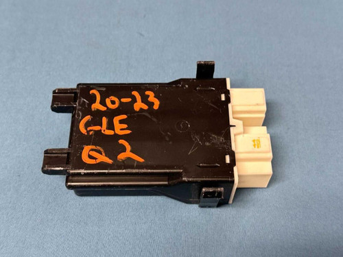 Mercedes-Benz 2022-2025 Mercedes-benz Gle Rear Seat Heater Control Module 1679003320 Oem 