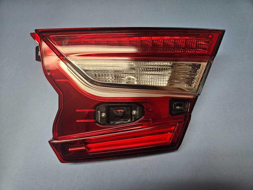 Honda 18-22 Honda Accord Rear Right Side Inner Tail Light Oem 