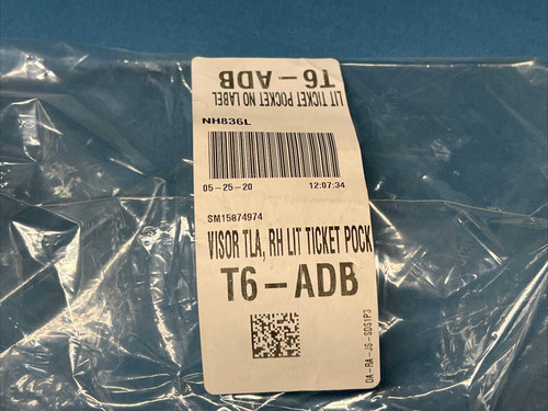 2017 - 2022 Honda Cr-v Right Passenger Sun Visor Illuminated Gray W/ Pocket OEM 2017 - 2022 Honda Cr-v Right Passenger Sun Visor Illuminated Gray W/ Pocket OEM