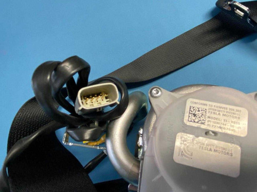 Tesla 16 - 20 Tesla Model X Rear Right Passenger Side Seatbelt Retractor 2nd Row OEM 