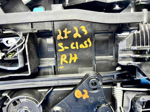 Mercedes-Benz 2021-2023 Mercedes-benz S-class Right Side Door Handle Gray Oem 