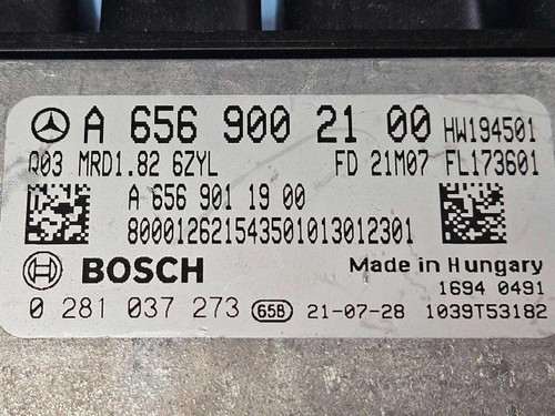  Mercedes-Benz Engine Computer Module ECM ECU 6569002100 OEM 