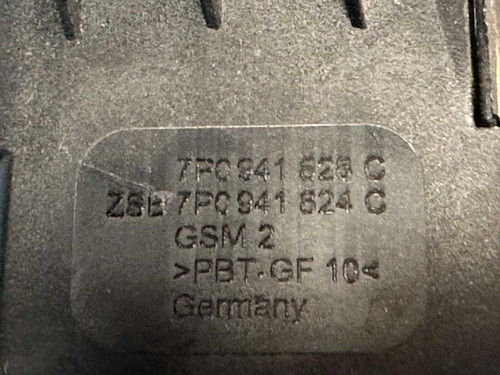 Porsche 2015-2018 Porsche Cayenne Fuse Box Fuse Holder Slide 7p0941824c Oem  Porsche 2015-2018 Porsche Cayenne Fuse Box Fuse Holder Slide 7p0941824c Oem