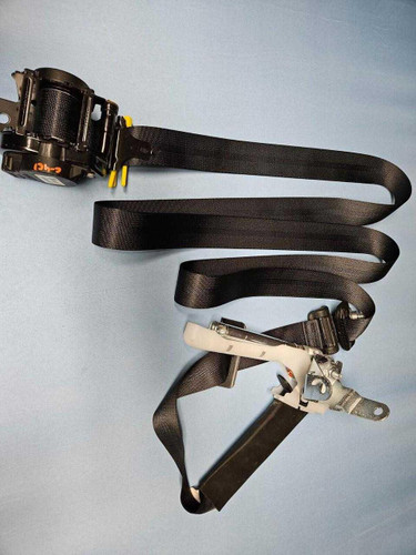 Nissan 2018-2022 Nissan Leaf Front Left SeatBelt Retractor – OEM 