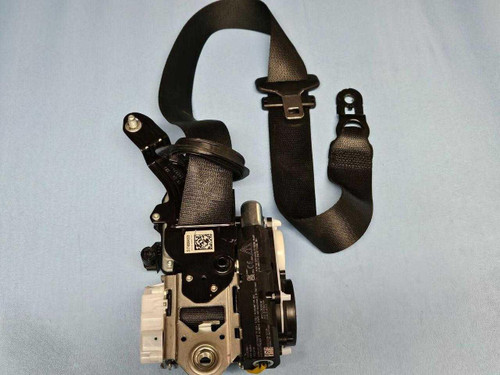 BMW 2017-2022 Bmw X3 FRONT RIGHT Seatbelt Retractor BLACK OEM  BMW 2017-2022 Bmw X3 FRONT RIGHT Seatbelt Retractor BLACK OEM
