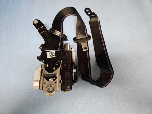 BMW 2017-2022 Bmw X3 FRONT RIGHT Seatbelt Retractor Tricolor OEM  BMW 2017-2022 Bmw X3 FRONT RIGHT Seatbelt Retractor Tricolor OEM