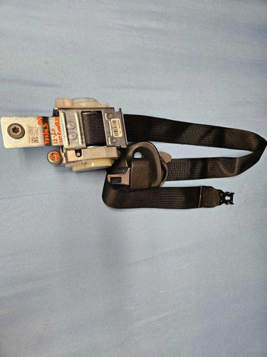 Tesla 2012-2015 Tesla Model S Front Right Passenger SeatBelt Retractor 1048259-03-A OEM 