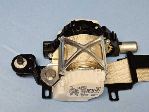 Ford 2018 2022 Ford Expedition Front Right Passenger SeatBelt Retractor Beige OEM  Ford 2018 2022 Ford Expedition Front Right Passenger SeatBelt Retractor Beige OEM