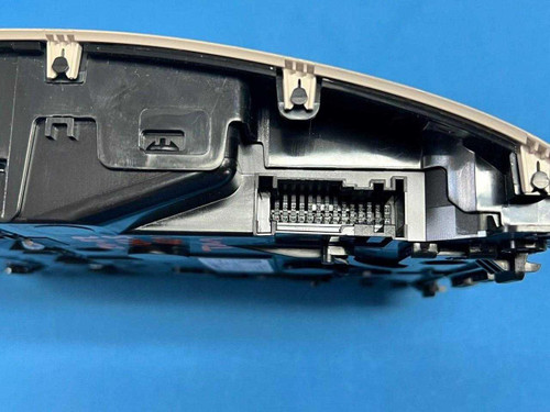 Mercedes-Benz 2020-2022 Mercedes-benz Overhead Console Dome Light Lamp W/ Gesture 0009009838 Oem 