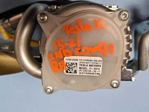 Tesla 16 - 20 Tesla Model X Second Row Right SeatBelt Retractor OEM 