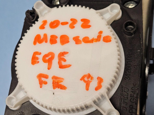 Mercedes-Benz 2022-2025 Mercedes-Benz EQE Front Right Passenger SeatBelt Retractor RED OEM  Mercedes-Benz 2022-2025 Mercedes-Benz EQE Front Right Passenger SeatBelt Retractor RED OEM