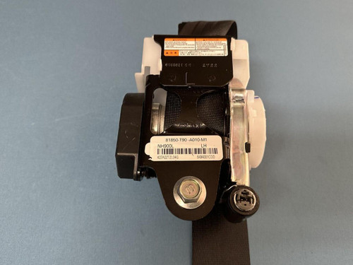 Honda 2023-2025 Honda Pilot Front Left Driver Seatbelt Retractor Black Oem 