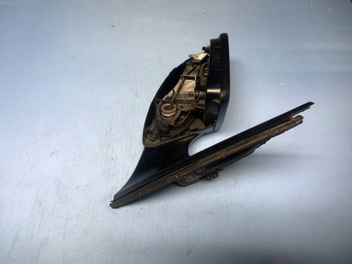 Mercedes-Benz 20-23 Mercedes-Benz GLE Front Right Passenger Door Mirror Cut Wire Black OEM 
