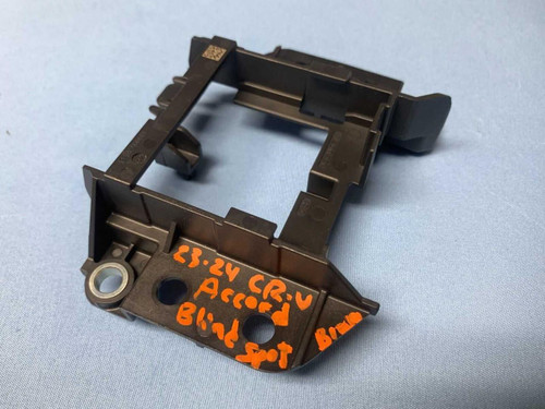 Honda 23-25 Honda Accord & Cr-v Rear Blind Spot Radar Sensor Bracket Left Or Right Oem 