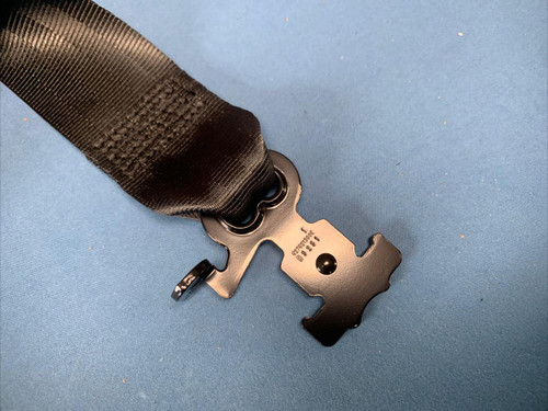 Volvo 2019-2022 Volvo S60 V60 Front Left Driver Side SeatBelt Retractor Black Oem  Volvo 2019-2022 Volvo S60 V60 Front Left Driver Side SeatBelt Retractor Black Oem