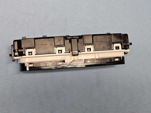 Mercedes-Benz 2023-2025 Mercedes-benz Eqe Eqs Rear A/c Temp Climate Control Unit  2069003916 OEM 