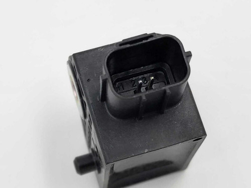 Honda 2013–2017 Honda Accord Front Safety Sensor Module 77930-T2A-A01 OEM 