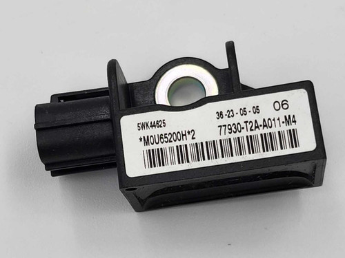 Honda 2013–2017 Honda Accord Front Safety Sensor Module 77930-T2A-A01 OEM 