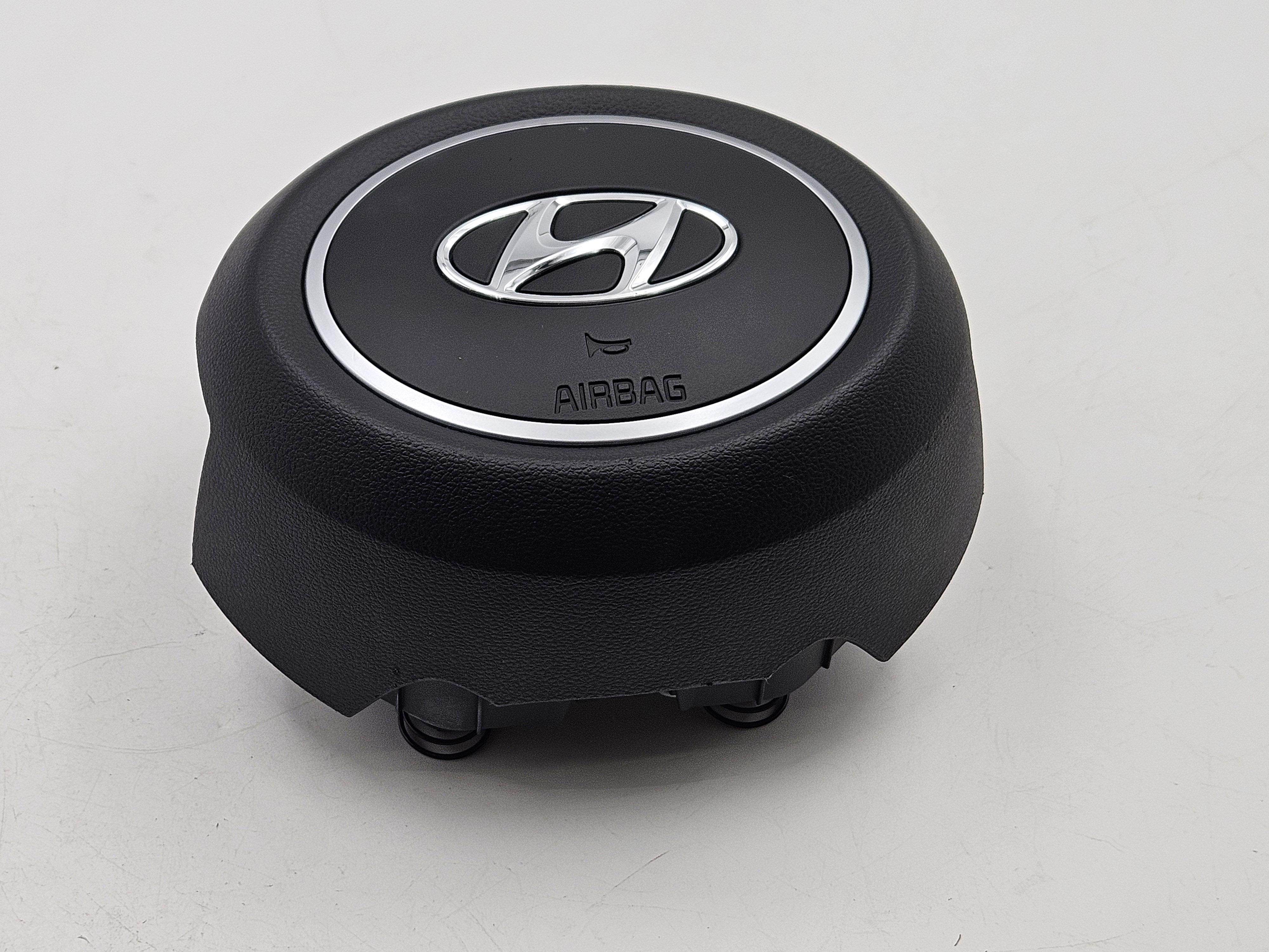 2022 - 2023 Hyundai Tucson, Santa Cruz Front Left Driver Steering Wheel Airbag Black OEM 2022 - 2023 Hyundai Tucson, Santa Cruz Front Left Driver Steering Wheel Airbag Black OEM