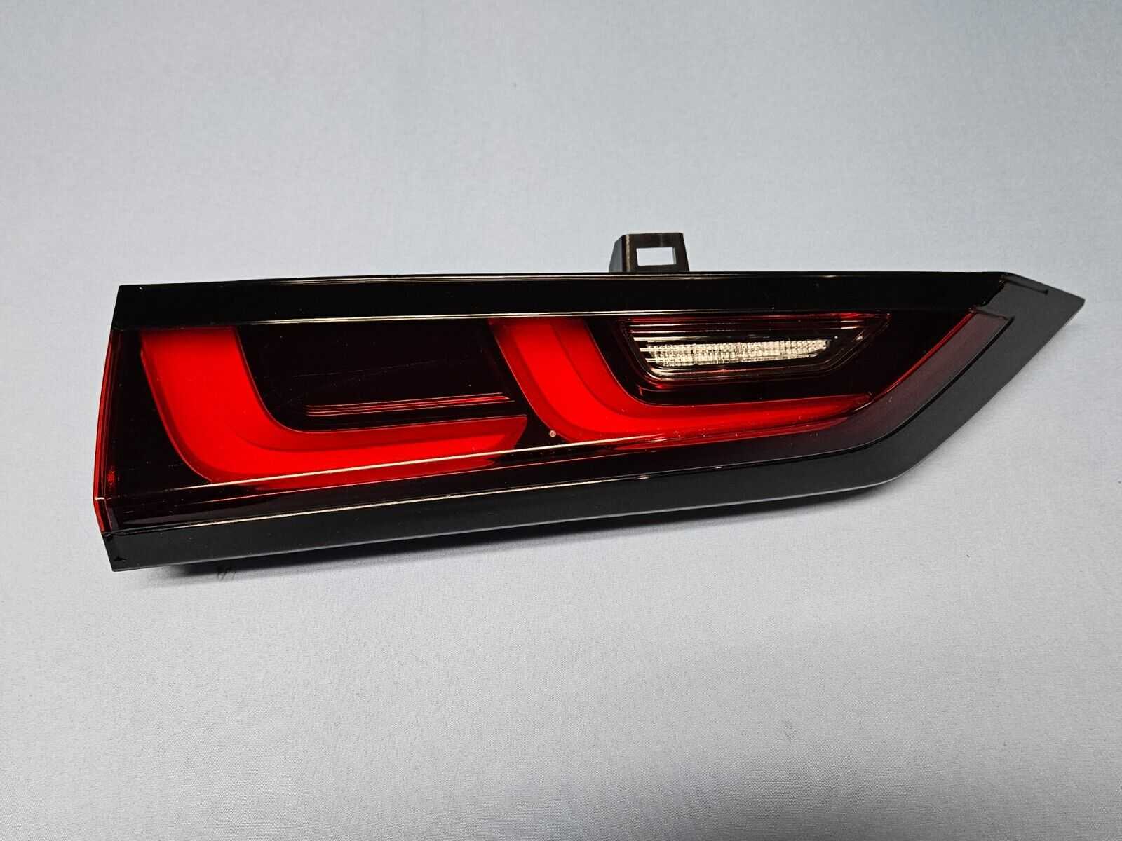2023 2025 Honda Cr-v Rear Left Trunk Lid Tail Light Led Oem 2023 2025 Honda Cr-v Rear Left Trunk Lid Tail Light Led Oem
