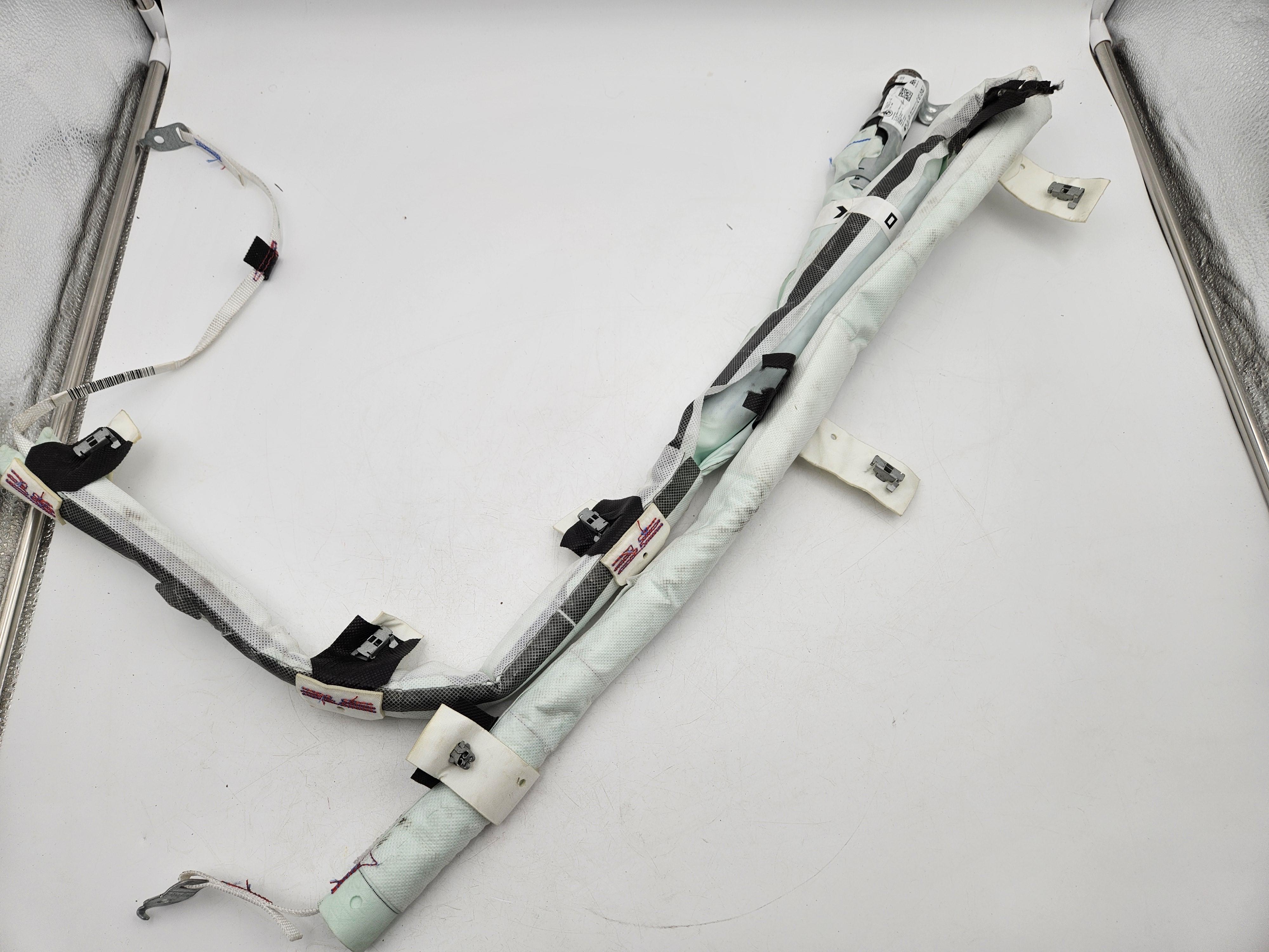 2018-2025 BMW X4 Right Passenger Side Upper Curtain Roof Airbag OEM EURO 2018-2025 BMW X4 Right Passenger Side Upper Curtain Roof Airbag OEM EURO
