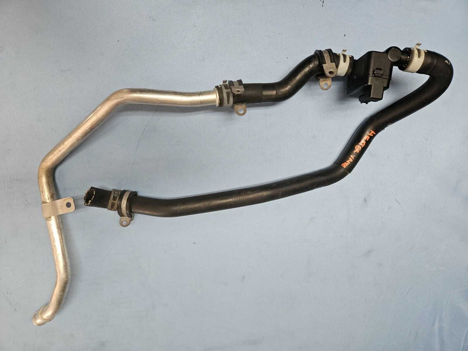 2010-2018 Vw Touareg Porsche Cayenne Coolant Hose And Heater Valve 7P0815249 Oem 2010-2018 Vw Touareg Porsche Cayenne Coolant Hose And Heater Valve 7P0815249 Oem