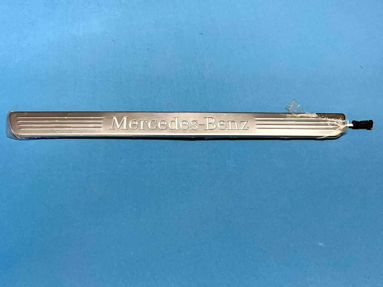Mercedes-benz Gls Gle Front Right Door Sill Iluminated 16768
