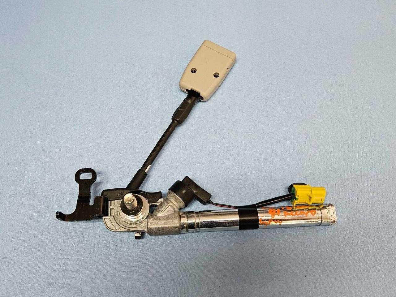 2018–2022 Honda Accord Right Pretensioner Gray OEM 2018–2022 Honda Accord Right Pretensioner Gray OEM
