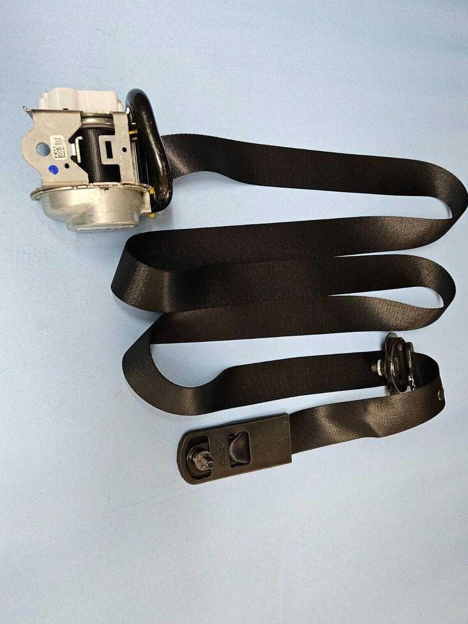 2019-2023 BMW X5 REAR LEFT Seatbelt Retractor OEM 2019-2023 BMW X5 REAR LEFT Seatbelt Retractor OEM