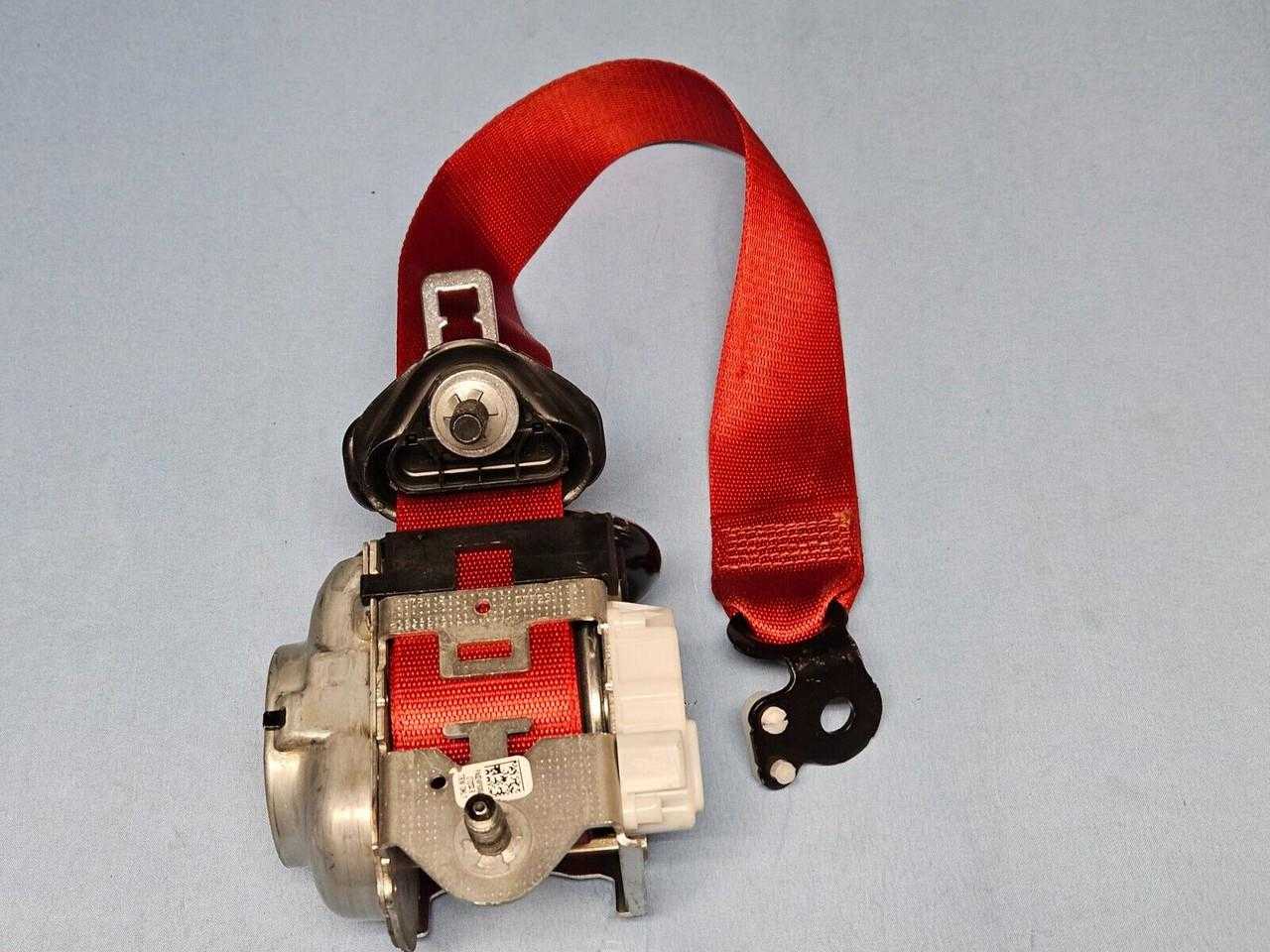 2020–2025 Mercedes-Benz GLE Rear Right Seatbelt Retractor Red 1678603303 OEM 2020–2025 Mercedes-Benz GLE Rear Right Seatbelt Retractor Red 1678603303 OEM