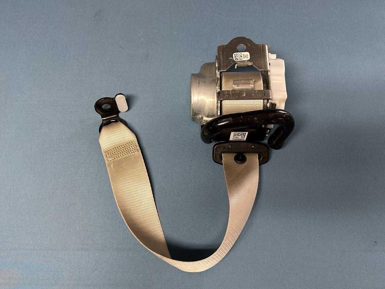 2020-2025 Mercedes-benz Gle V167 Rear Center Seatbelt Retractor Beige OEM 2020-2025 Mercedes-benz Gle V167 Rear Center Seatbelt Retractor Beige OEM