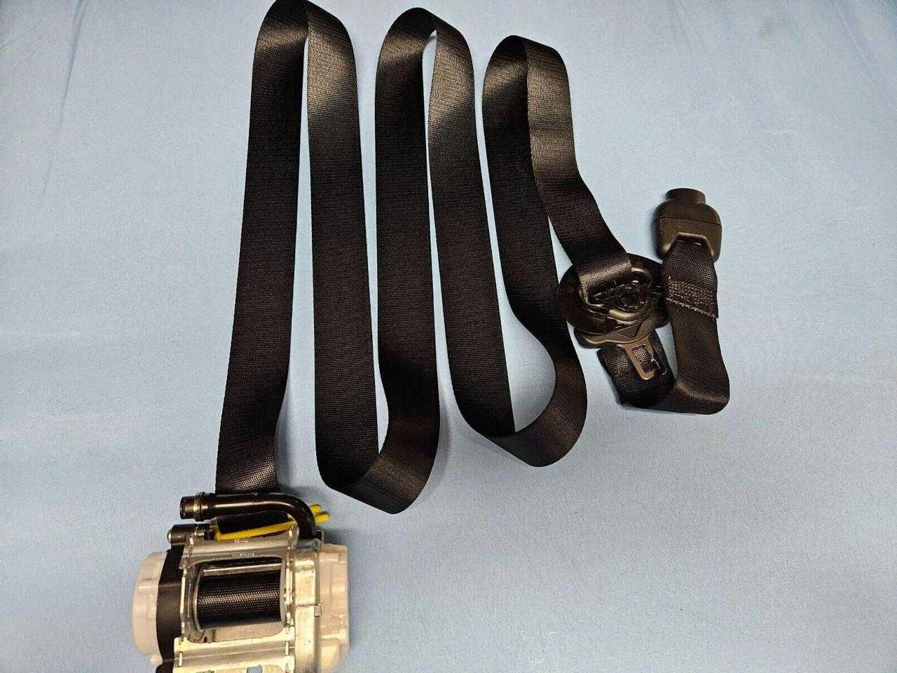 2021-2023 Tesla Model X Front Left Driver SeatBelt Retractor OEM 2021-2023 Tesla Model X Front Left Driver SeatBelt Retractor OEM