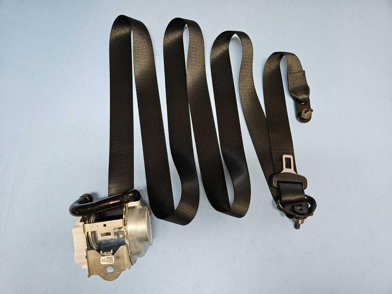 2019-2024 Bmw X6 Rear Left 2nd Row SeatBelt Retractor Black Oem 2019-2024 Bmw X6 Rear Left 2nd Row SeatBelt Retractor Black Oem