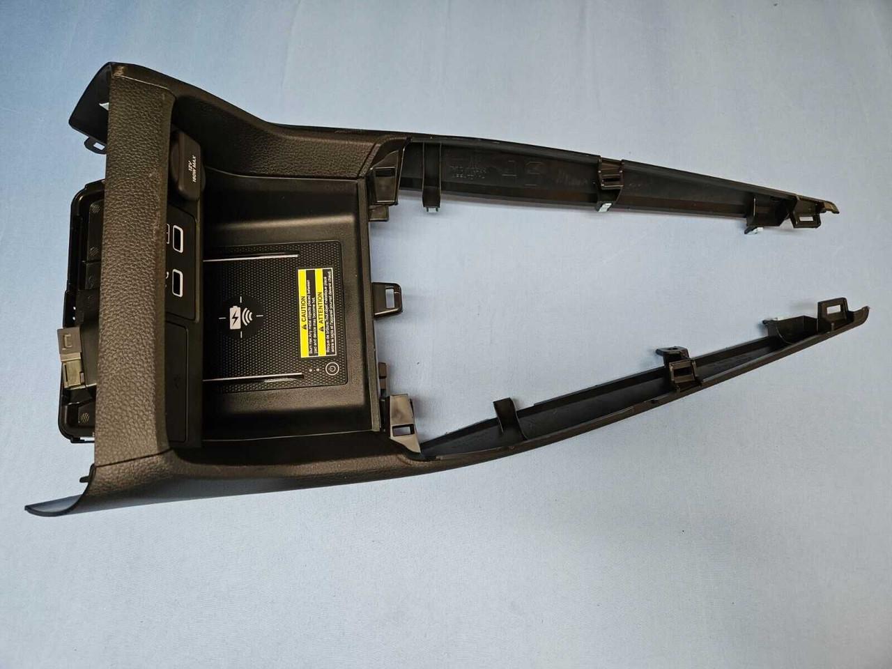 2022 2024 Honda Civic Center Console Trim 83421t20a0 OEM 2022 2024 Honda Civic Center Console Trim 83421t20a0 OEM