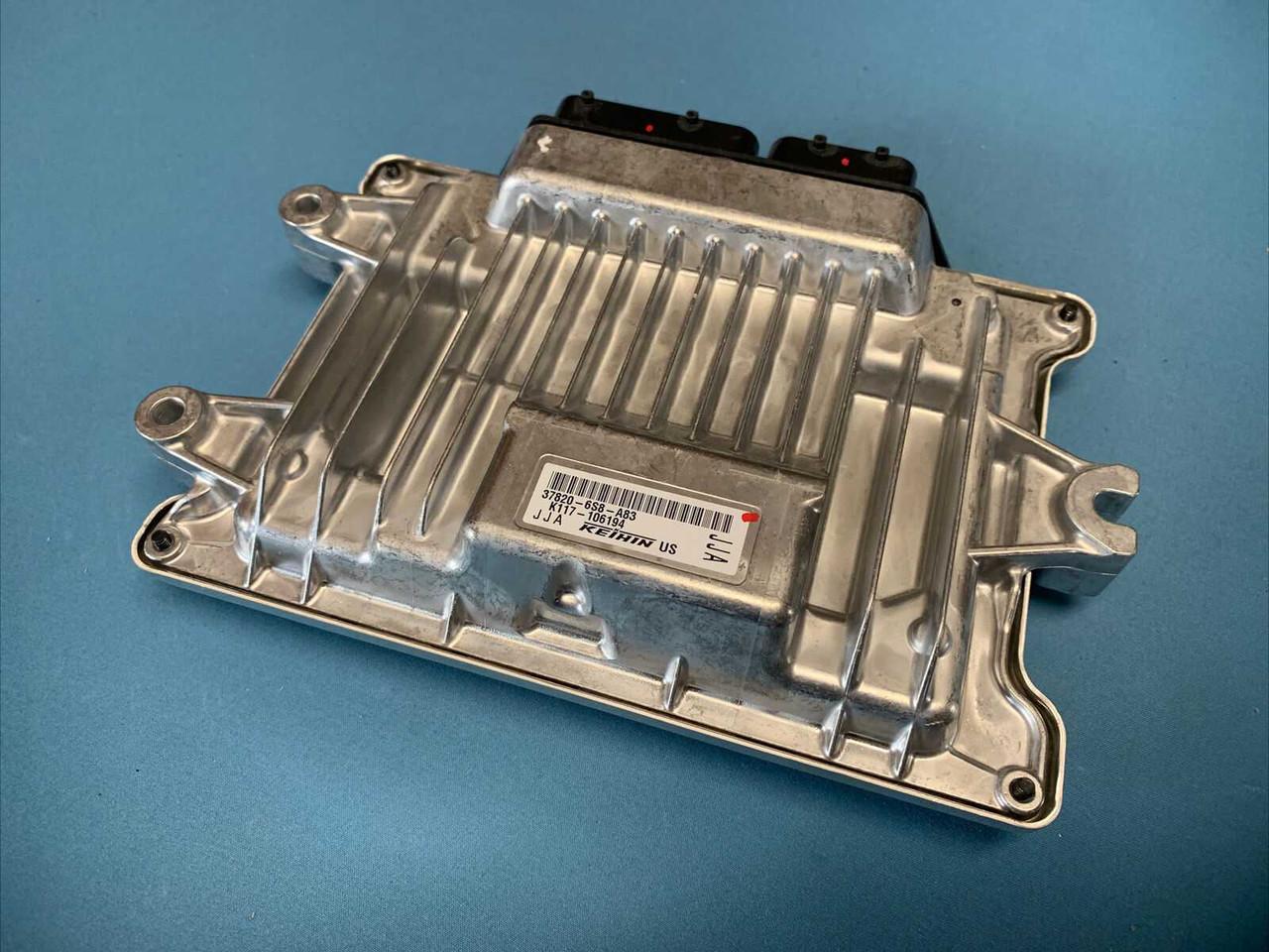 2021-2022 Acura Tlx Ecm Ecu Engine Control Module Computer 378206s8a83 Oem 2021-2022 Acura Tlx Ecm Ecu Engine Control Module Computer 378206s8a83 Oem