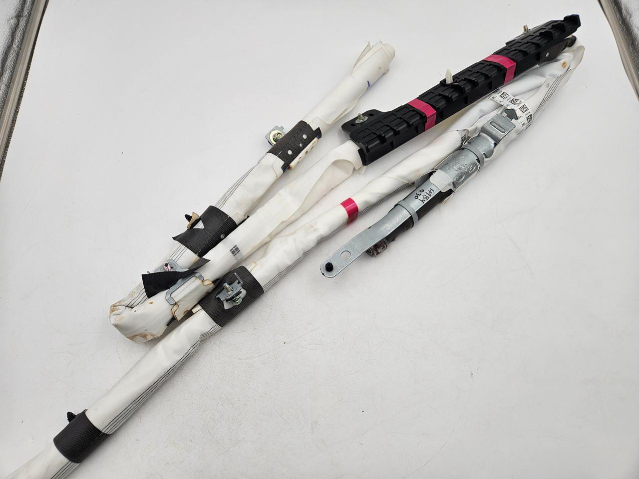2021-2023 Hyundai Elantra Left Driver Side Upper Roof Curtain Airbag OEM 2021-2023 Hyundai Elantra Left Driver Side Upper Roof Curtain Airbag OEM