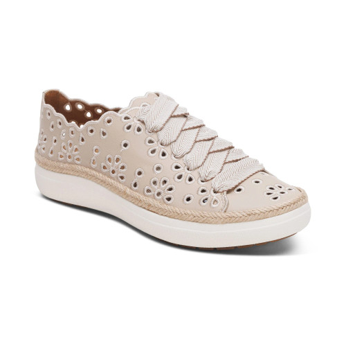 Women's Charlotte Lace-Up Sneaker - Tan