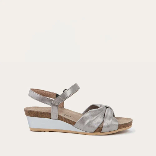 Women's Madame - Silver Threads Leather