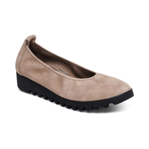 Women's Brianna Ballet Flat - Taupe